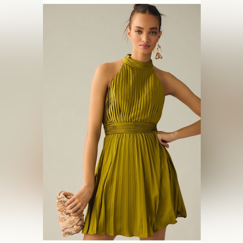 NWT Mac Duggal Pleated Halter Neck Mini Dress in Apple Green - Picture 1 of 14